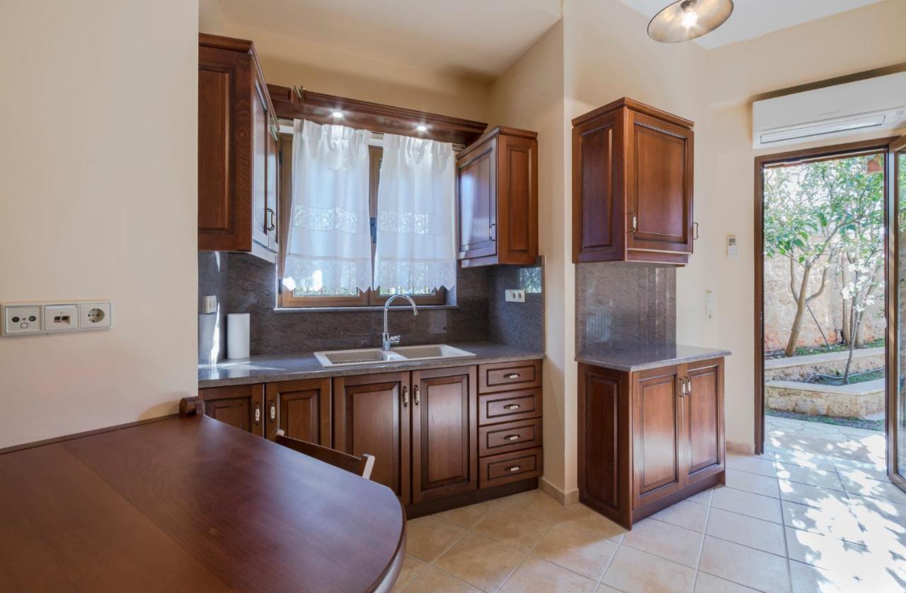Вилла Stone House Messinia Malta Экстерьер фото