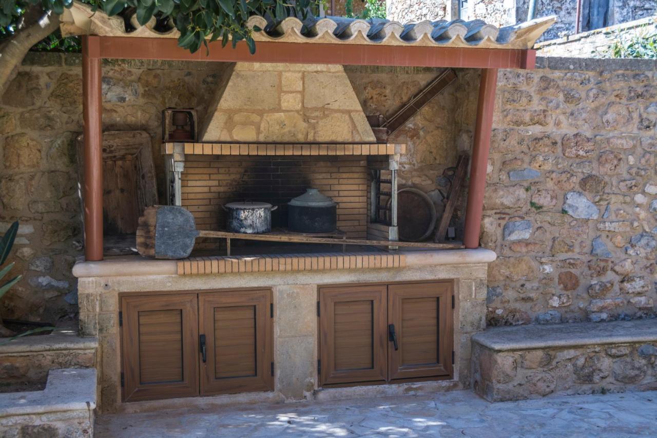 Вилла Stone House Messinia Malta Экстерьер фото