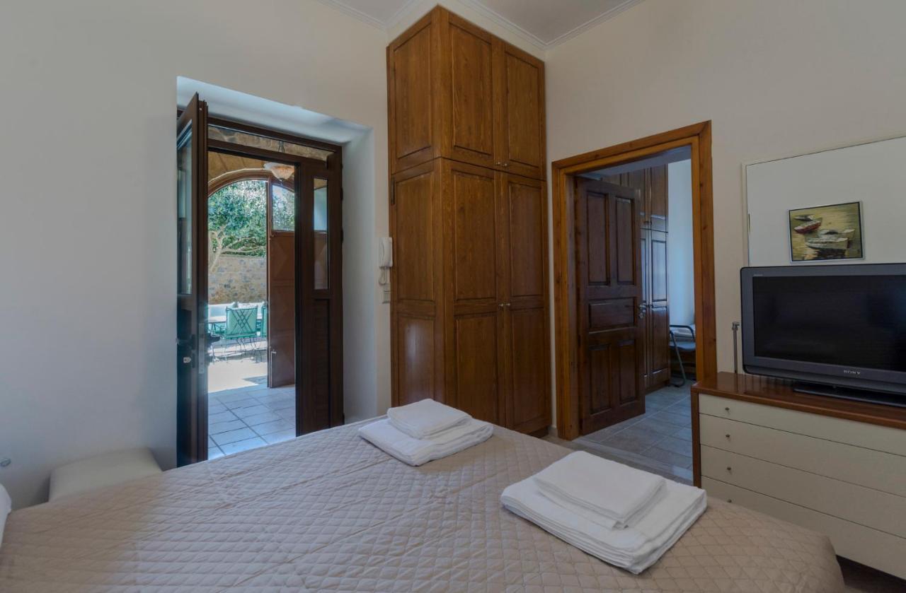 Вилла Stone House Messinia Malta Экстерьер фото