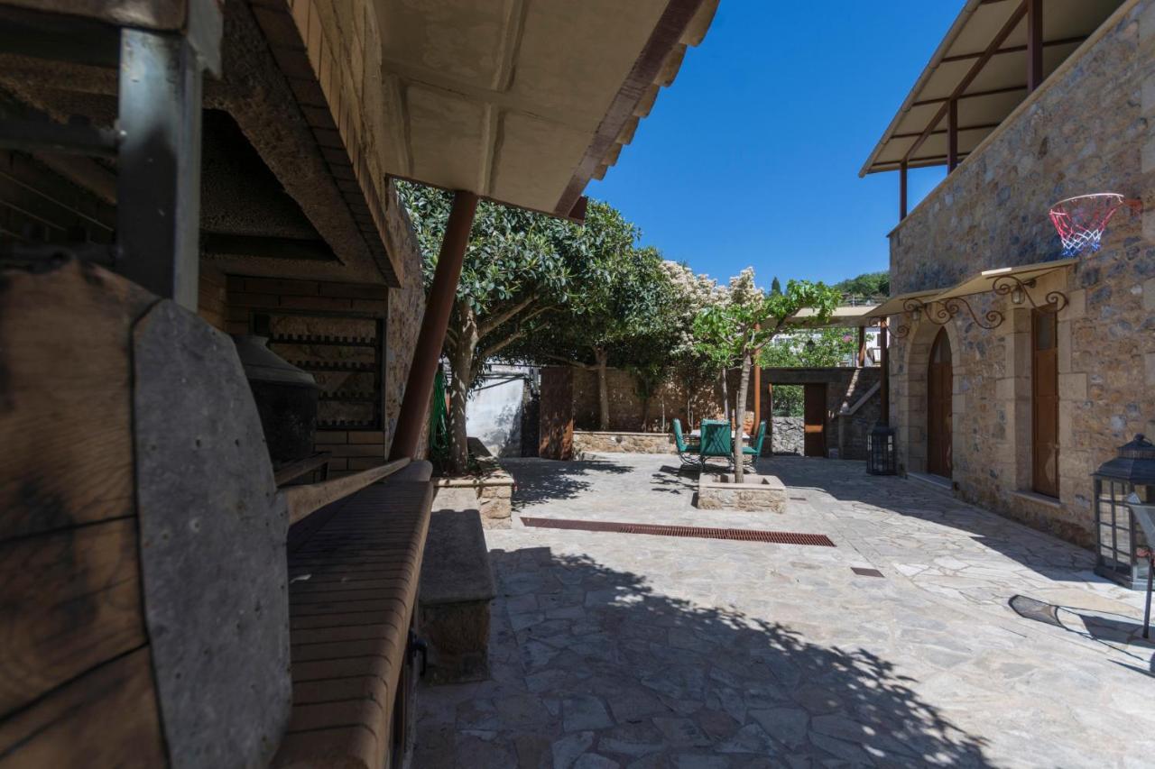 Вилла Stone House Messinia Malta Экстерьер фото